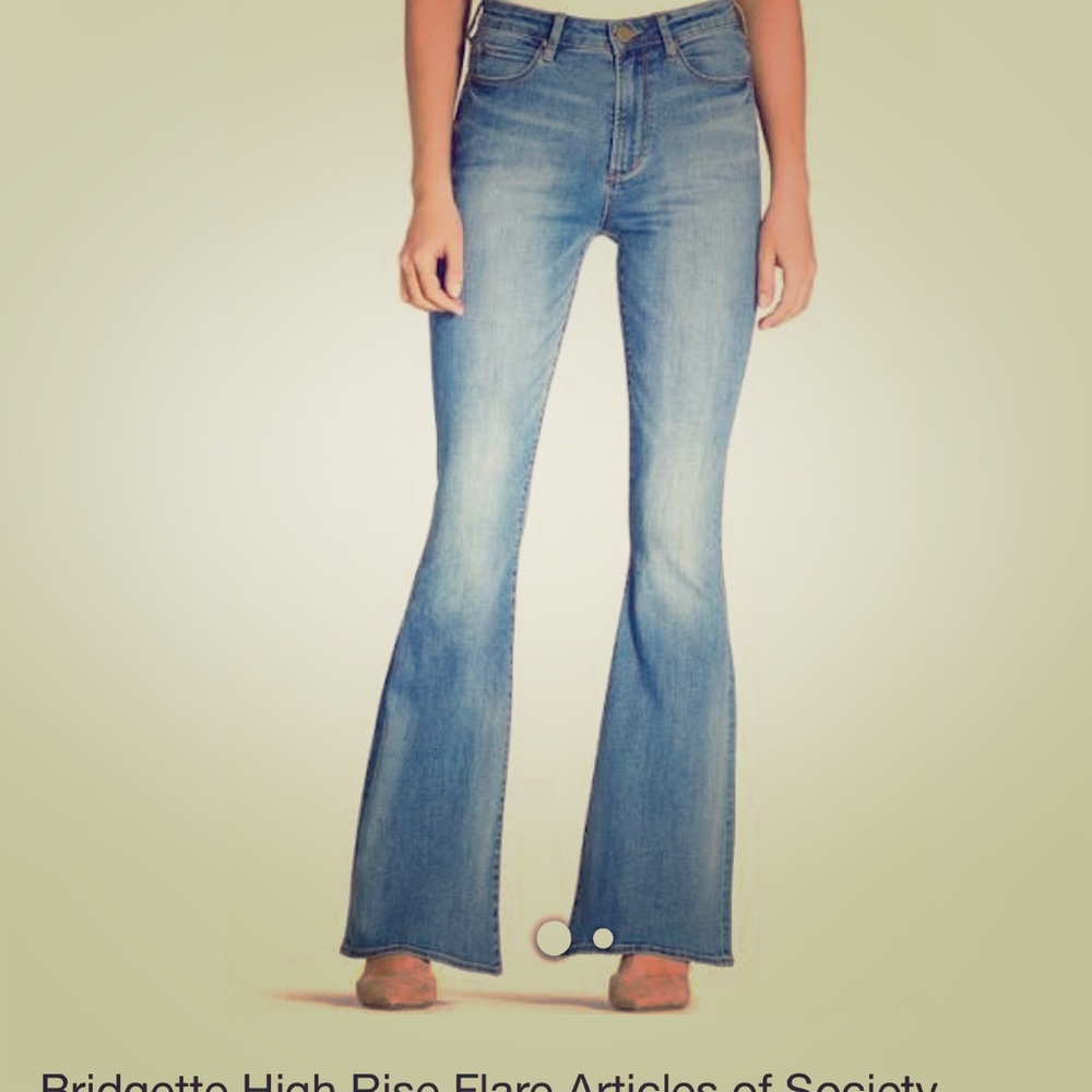 Brand new Articles of Society Flares.